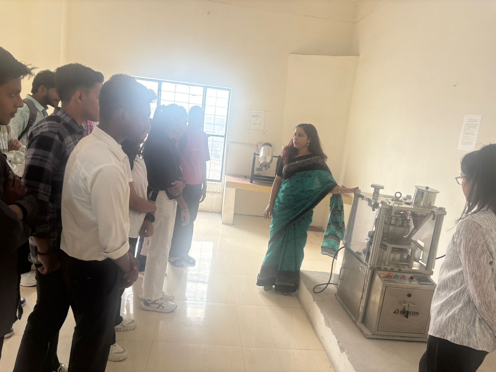 WhatsApp Image 2025-09-24 at 13.28.24 (1)