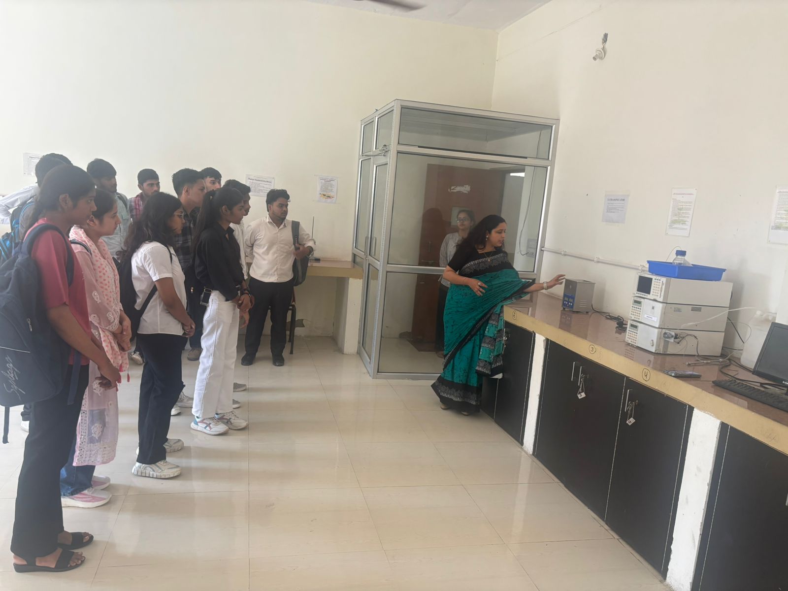 WhatsApp Image 2025-09-24 at 13.28.26 (2)